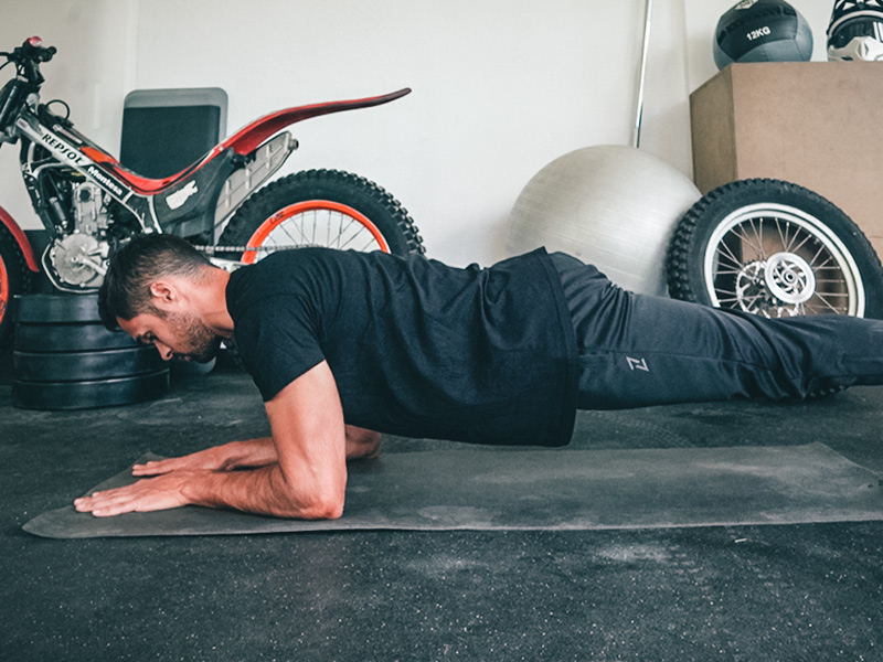 Planks endurance training