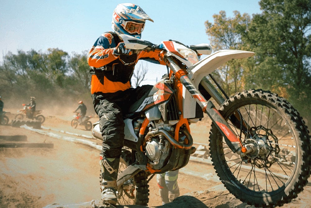 salto enduro